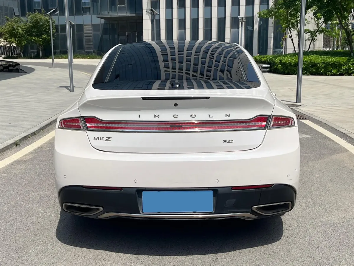 2019 BMW X2 1.5T 140HP L3 7DCT,autocango,china used car exporter,china ev exporter,chinese used car exporter,chinese used ev exporter