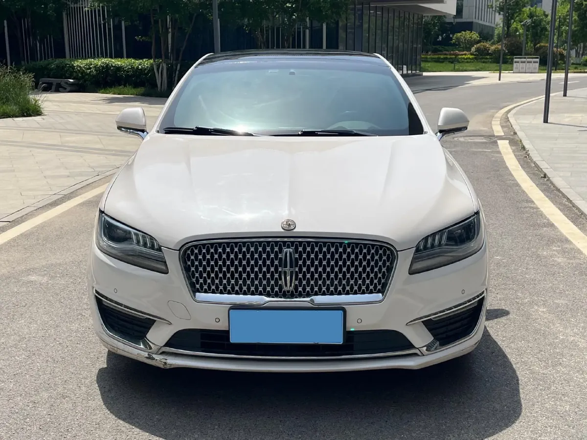 2019 BMW X2 1.5T 140HP L3 7DCT,autocango,china used car exporter,china ev exporter,chinese used car exporter,chinese used ev exporter