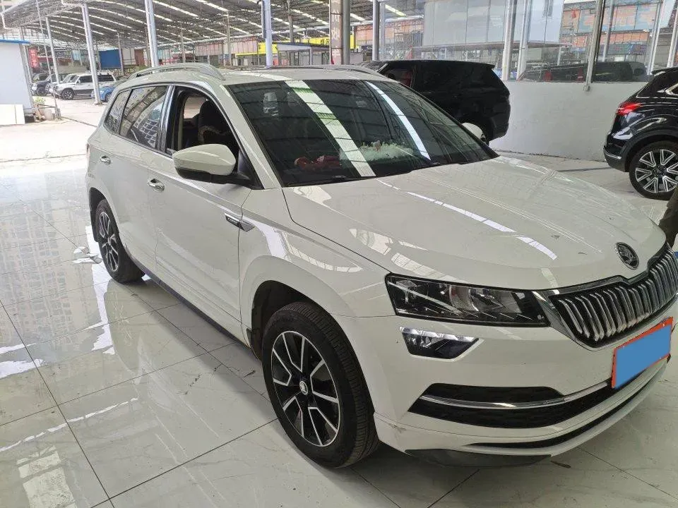 2023 Skoda Karoq 1.4T 150HP L4 7DCT,autocango,china used car exporter,china ev exporter,chinese used car exporter,chinese used ev exporter