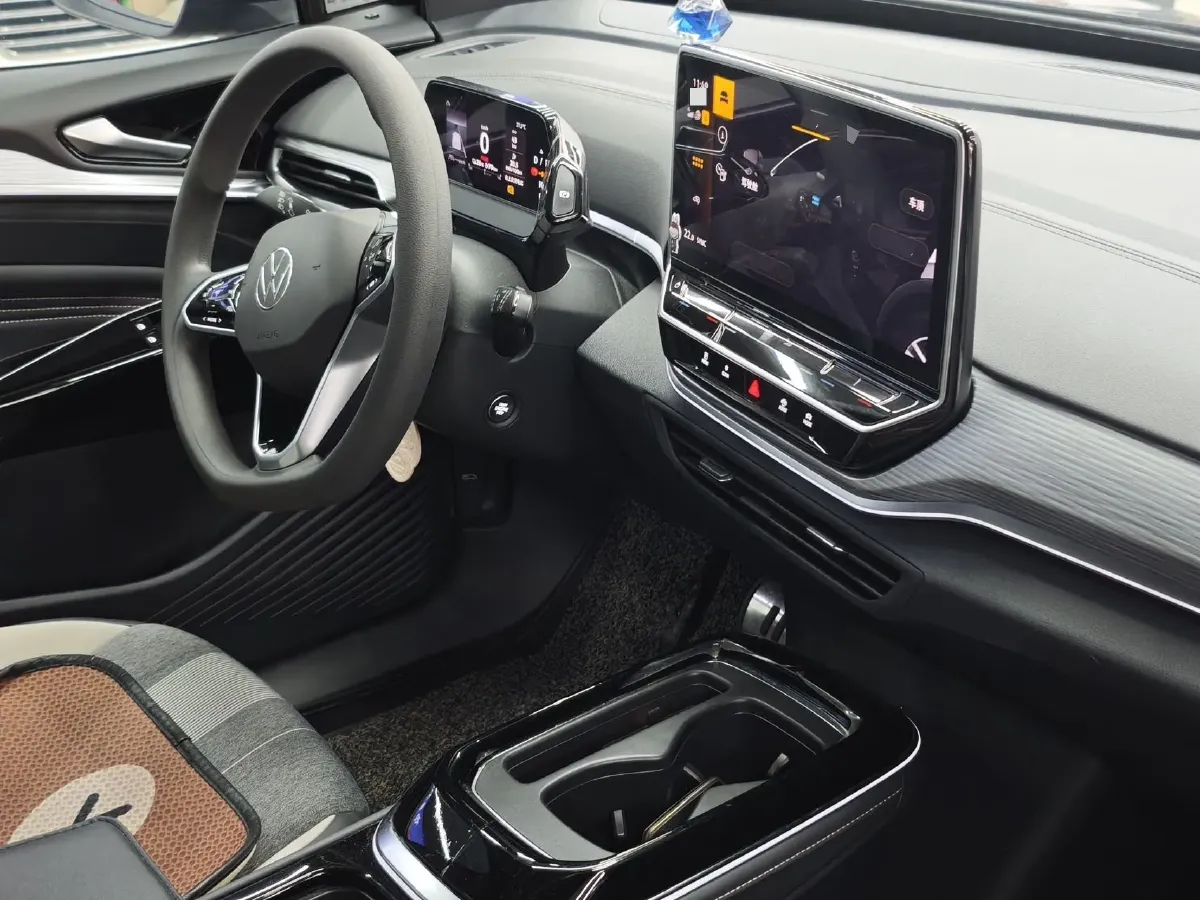 2022 Chevrolet Menlo BEV 61.1KWH,autocango,china used car exporter,china ev exporter,chinese used car exporter,chinese used ev exporter