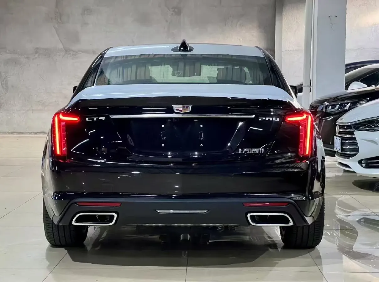 2025 Cadillac CT5 2.0T 237HP L4 10AT,autocango,china used car exporter,china ev exporter,chinese used car exporter,chinese used ev exporter