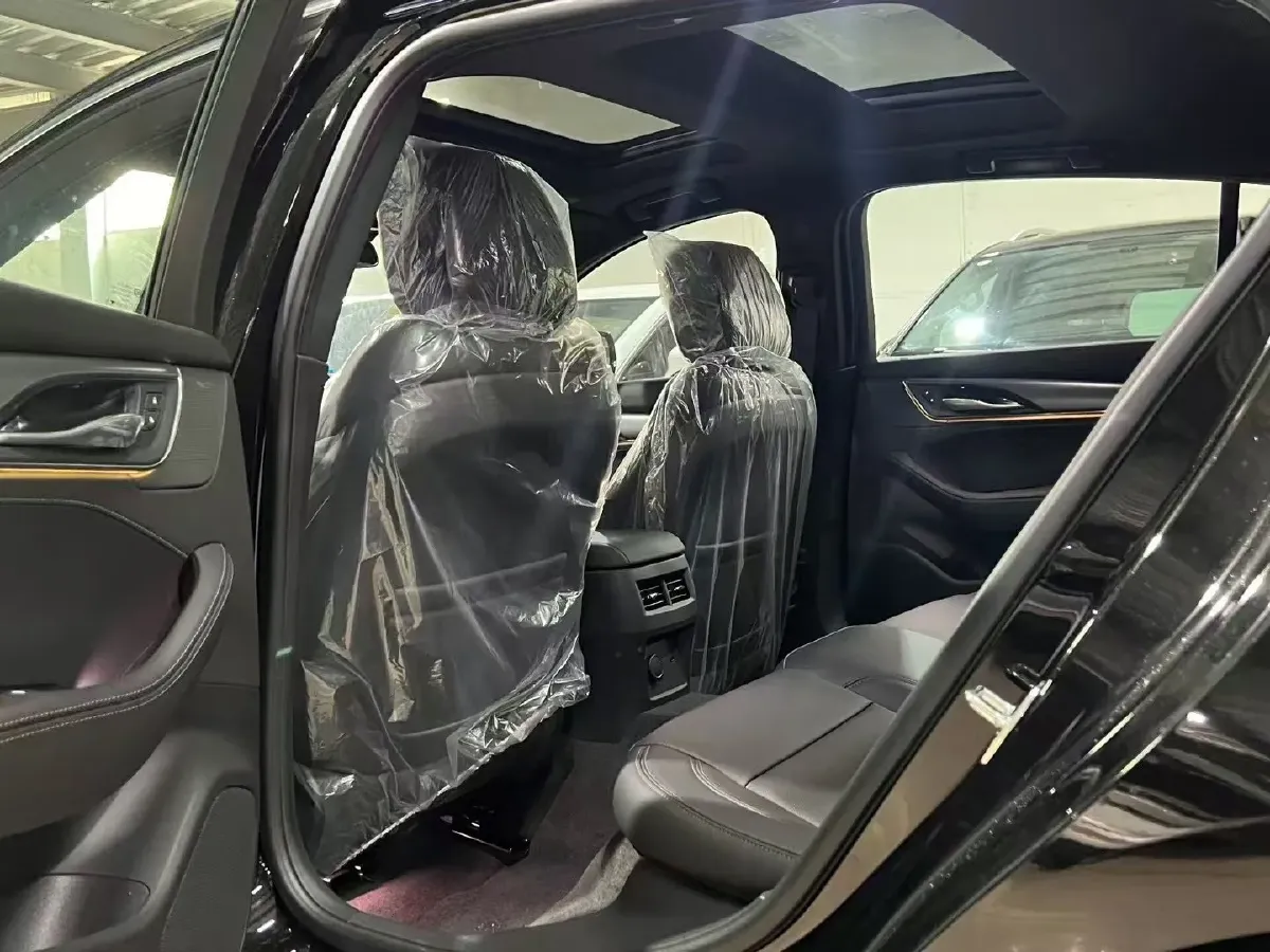 2025 Cadillac CT5 2.0T 237HP L4 10AT,autocango,china used car exporter,china ev exporter,chinese used car exporter,chinese used ev exporter