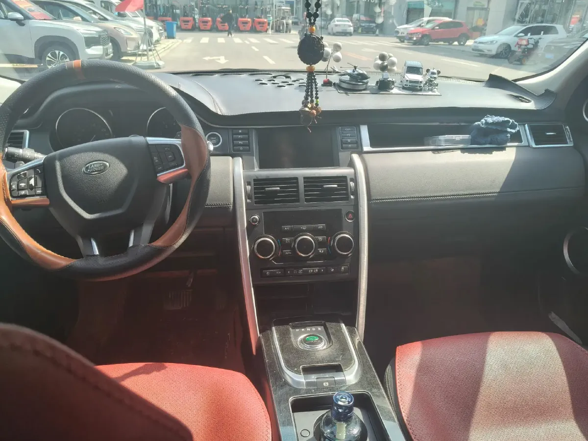 2018 Land Rover Discovery Sport 2.0T 241HP L4 9AT,autocango,china used car exporter,china ev exporter,chinese used car exporter,chinese used ev exporter