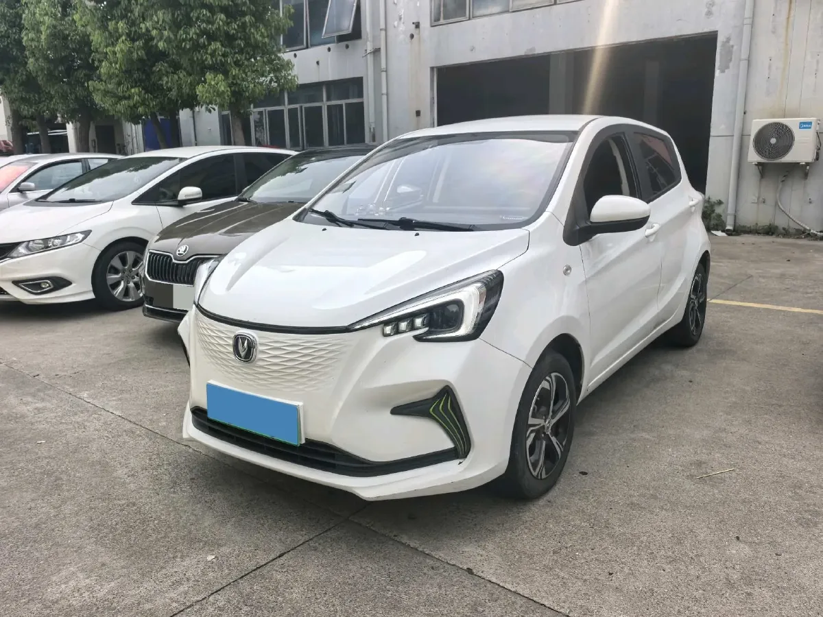 2020 ChangAn BenBen E-Star BEV 32.2KWH,autocango,china used car exporter,china ev exporter,chinese used car exporter,chinese used ev exporter