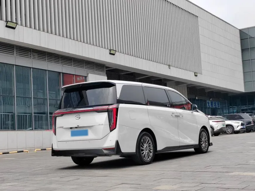 2023 GAC Trumpchi M8 2.0T 252HP L4 8AT,autocango,china used car exporter,china ev exporter,chinese used car exporter,chinese used ev exporter