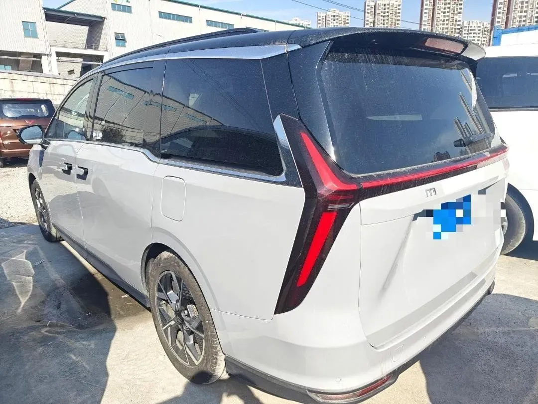 2023 MAXUS Interstellar 2.0T 218HP L4 8AT,autocango,china used car exporter,china ev exporter,chinese used car exporter,chinese used ev exporter