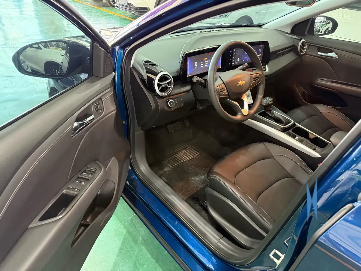 2023 Chevrolet Monza 1.5L 113HP L4 6DCT,autocango,china used car exporter,china ev exporter,chinese used car exporter,chinese used ev exporter