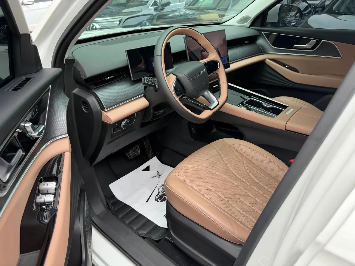 2024 Chery Tiggo8L 2.0T 254HP L4 8AT,autocango,china used car exporter,china ev exporter,chinese used car exporter,chinese used ev exporter