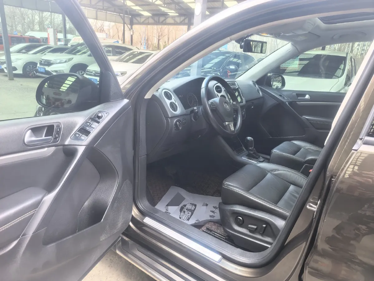 2017 Haval H9 2.0T 190HP L4 8AT,autocango,china used car exporter,china ev exporter,chinese used car exporter,chinese used ev exporter