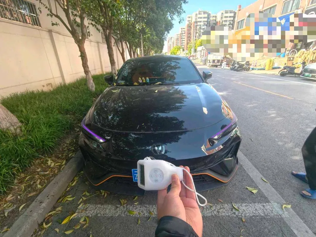 2025 ChangAn UNI-V 1.5T 192HP L4 7DCT,autocango,china used car exporter,china ev exporter,chinese used car exporter,chinese used ev exporter