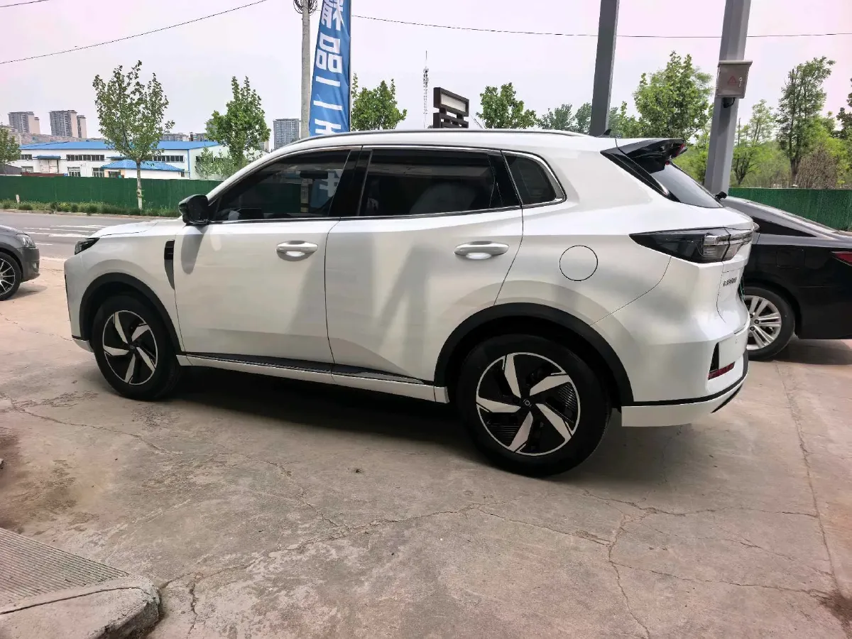 2024 ChangAn QiYuan Q05 Classic 1.5L 110HP L4 E-CVT PHEV 18.4KWH,autocango,china used car exporter,china ev exporter,chinese used car exporter,chinese used ev exporter