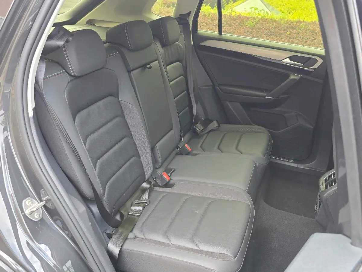 2021 Volkswagen Tayron 2.0T 186HP L4 7DCT,autocango,china used car exporter,china ev exporter,chinese used car exporter,chinese used ev exporter