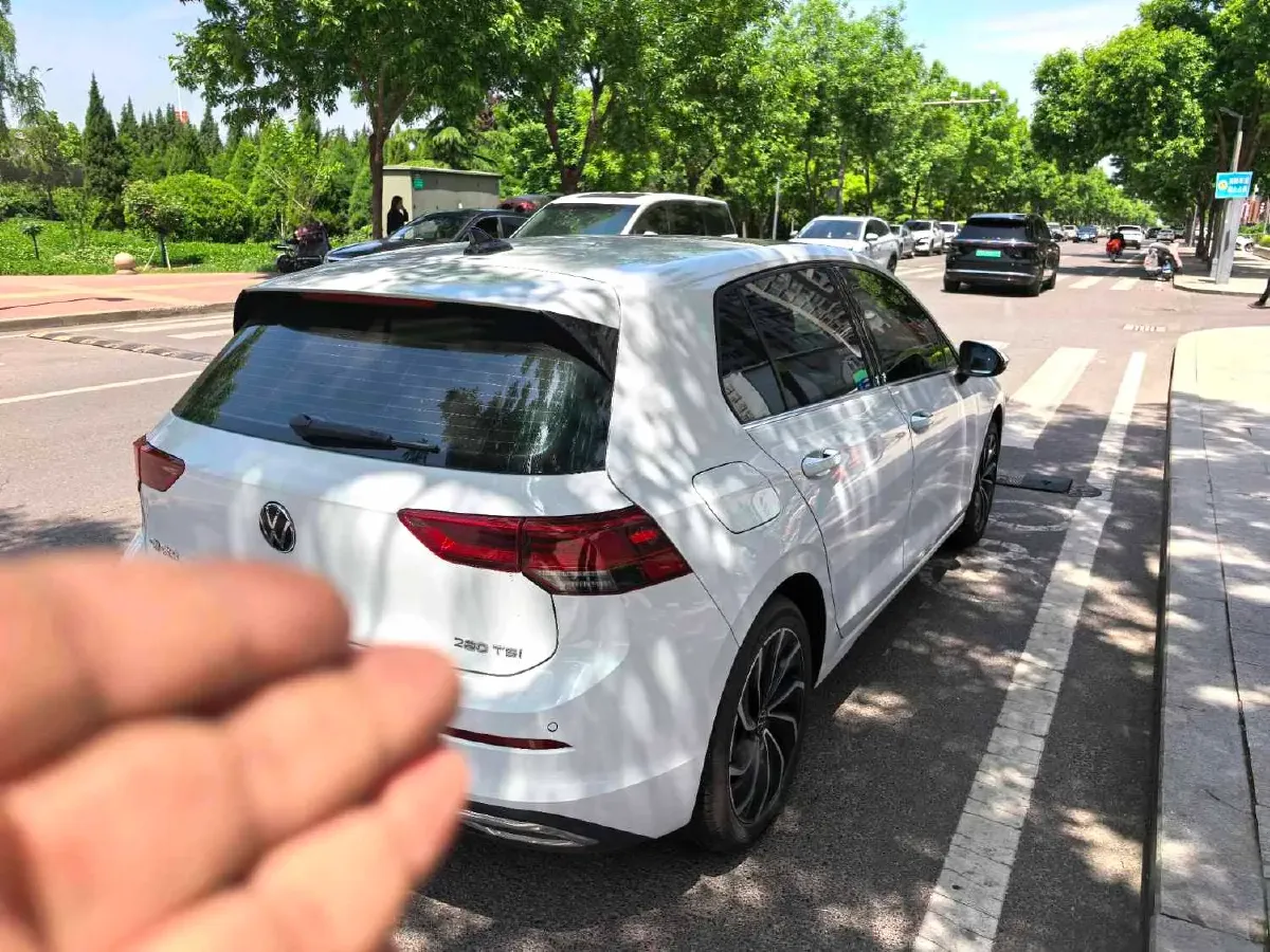 2021 Volkswagen Golf 1.4T 150HP L4 7DCT,autocango,china used car exporter,china ev exporter,chinese used car exporter,chinese used ev exporter