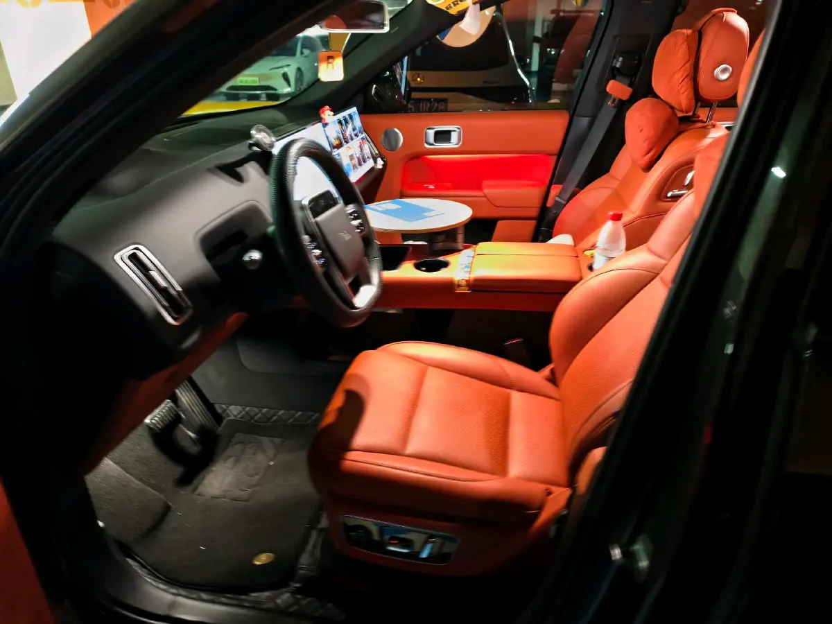 2022 Li L9 Range Extended 154HP REEV 42.6KWH,autocango,china used car exporter,china ev exporter,chinese used car exporter,chinese used ev exporter