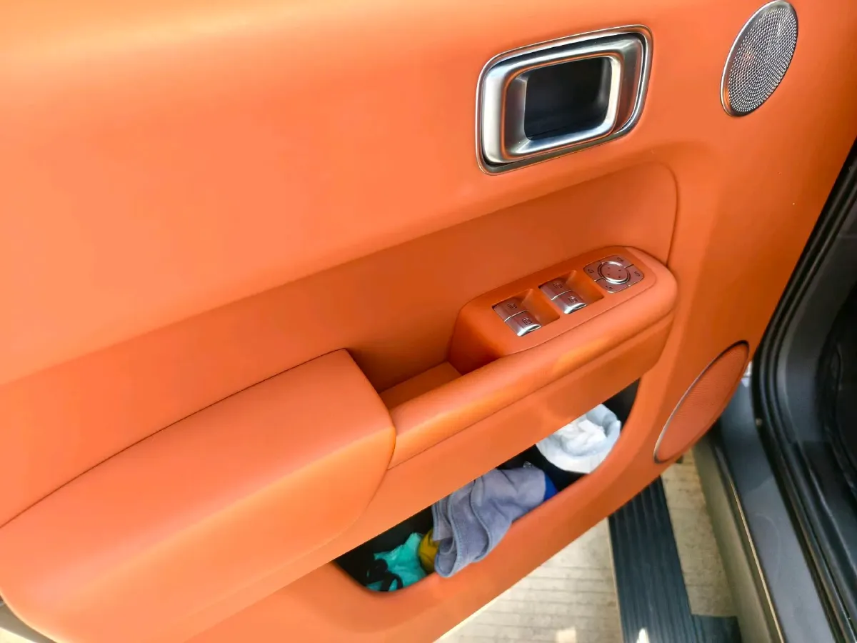 2022 Li L9 Range Extended 154HP REEV 42.6KWH,autocango,china used car exporter,china ev exporter,chinese used car exporter,chinese used ev exporter