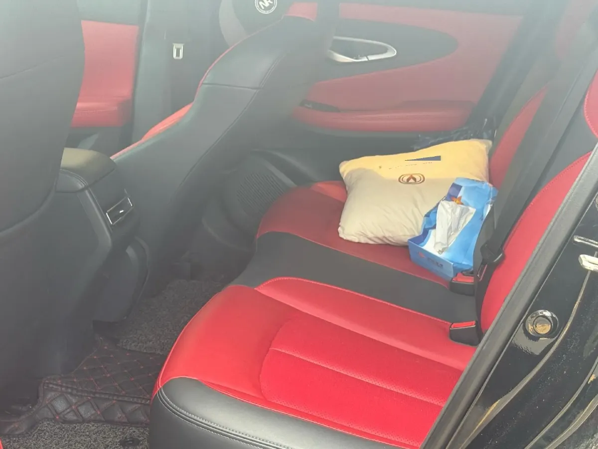 2020 ChangAn UNI-T 1.5T 180HP L4 7DCT,autocango,china used car exporter,china ev exporter,chinese used car exporter,chinese used ev exporter