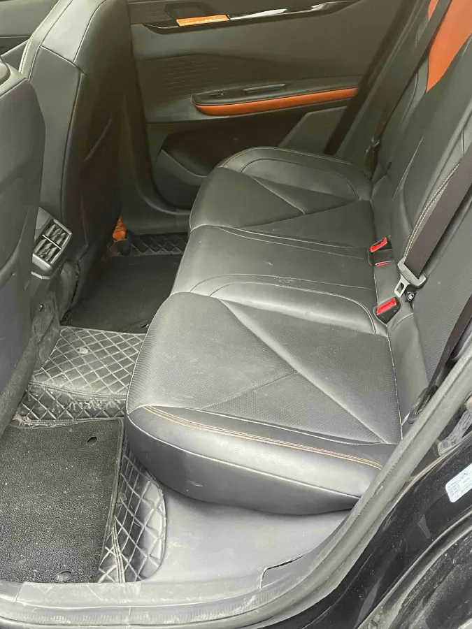 2022 ChangAn UNI-V 1.5T 188HP L4 7DCT,autocango,china used car exporter,china ev exporter,chinese used car exporter,chinese used ev exporter