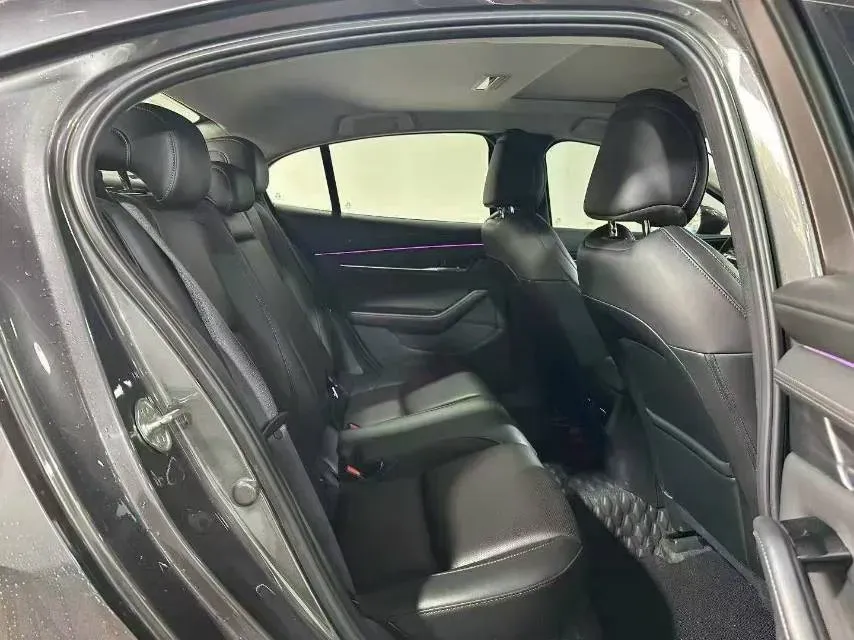 2021 Mazda 3 Axela 2.0L 158HP L4 6AT,autocango,china used car exporter,china ev exporter,chinese used car exporter,chinese used ev exporter