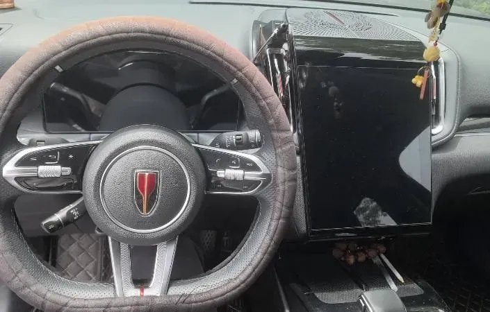 2023 HongQi HS3 1.5T 169HP L4 7DCT,autocango,china used car exporter,china ev exporter,chinese used car exporter,chinese used ev exporter