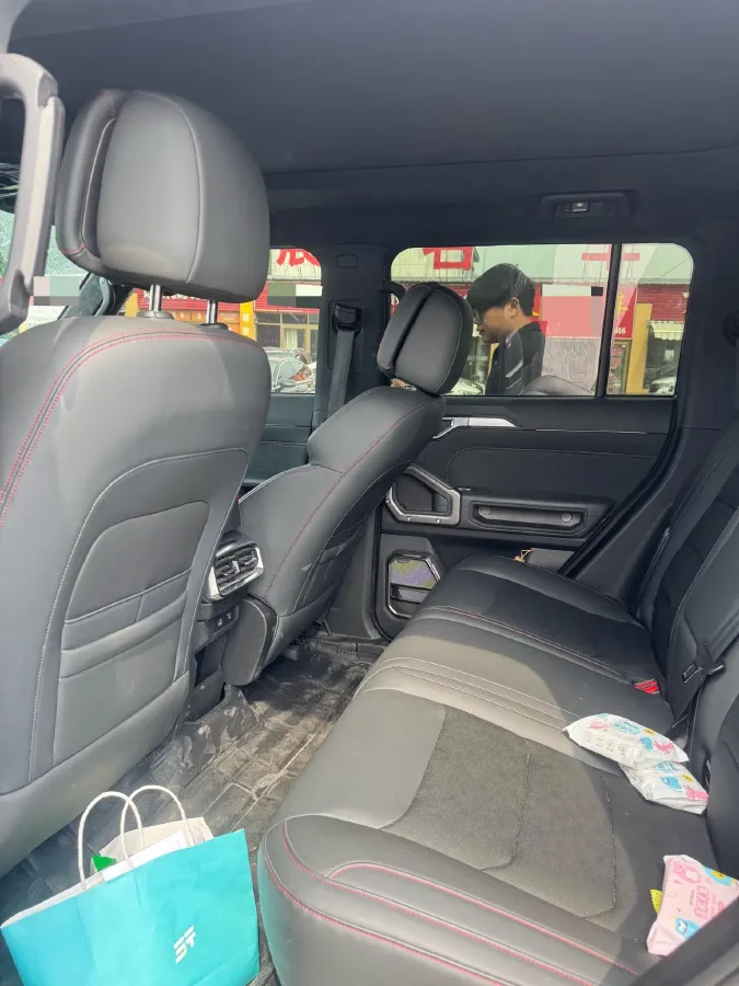 2023 Jetour Traveller 2.0T 254HP L4 7DCT,autocango,china used car exporter,china ev exporter,chinese used car exporter,chinese used ev exporter