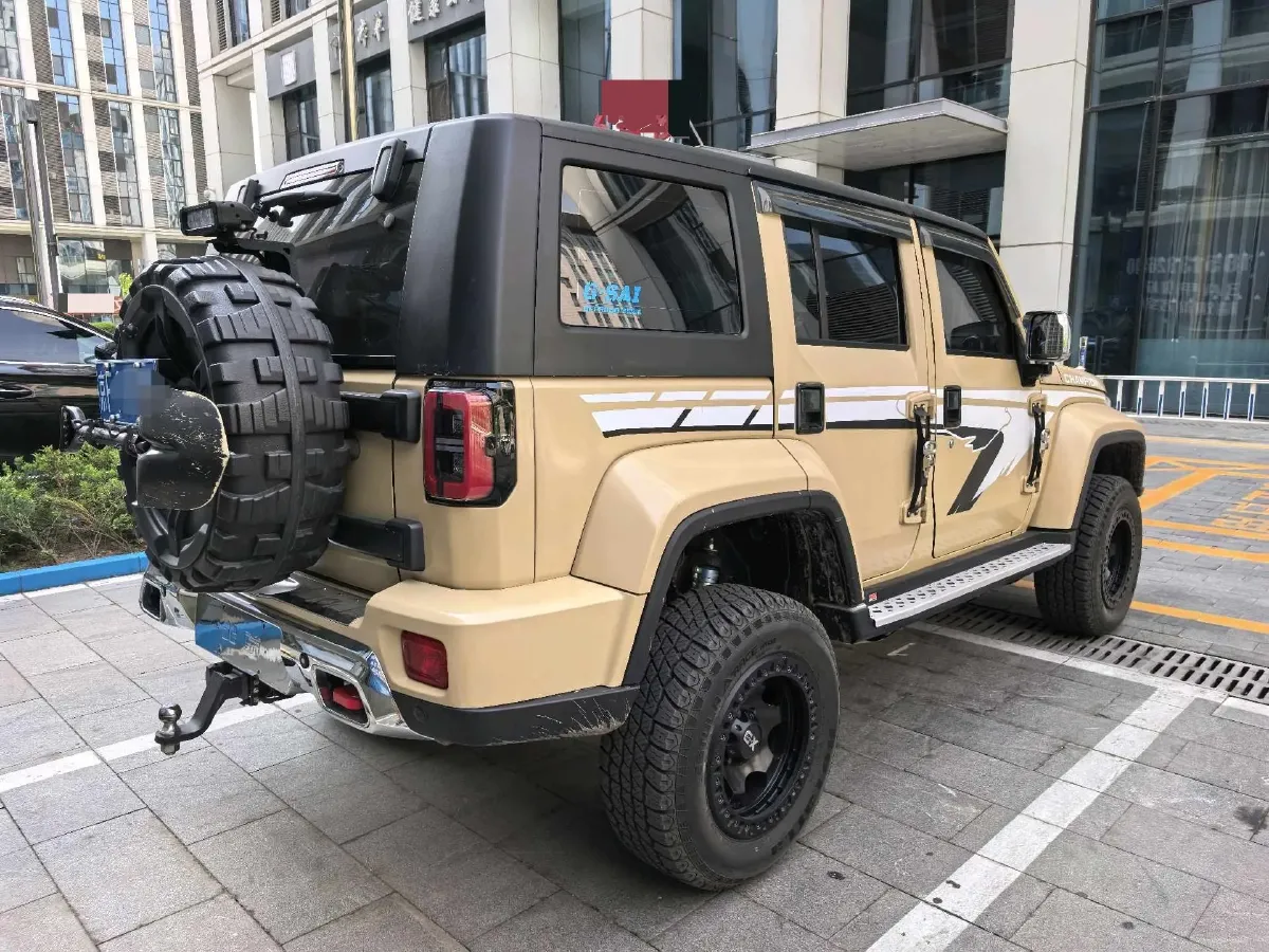 2021 Beijing BJ40 2.0T 224HP L4 8AT,autocango,china used car exporter,china ev exporter,chinese used car exporter,chinese used ev exporter