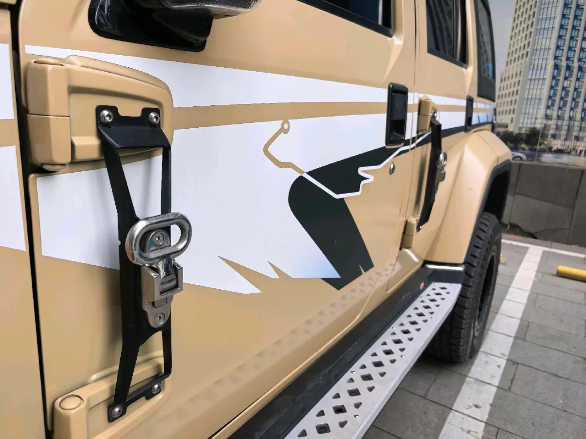 2021 Beijing BJ40 2.0T 224HP L4 8AT,autocango,china used car exporter,china ev exporter,chinese used car exporter,chinese used ev exporter