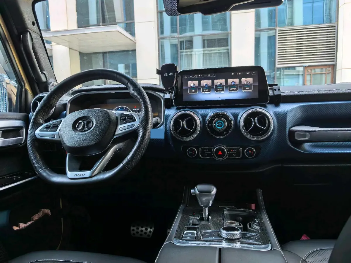 2021 Beijing BJ40 2.0T 224HP L4 8AT,autocango,china used car exporter,china ev exporter,chinese used car exporter,chinese used ev exporter