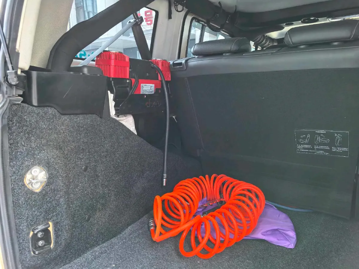 2021 Beijing BJ40 2.0T 224HP L4 8AT,autocango,china used car exporter,china ev exporter,chinese used car exporter,chinese used ev exporter