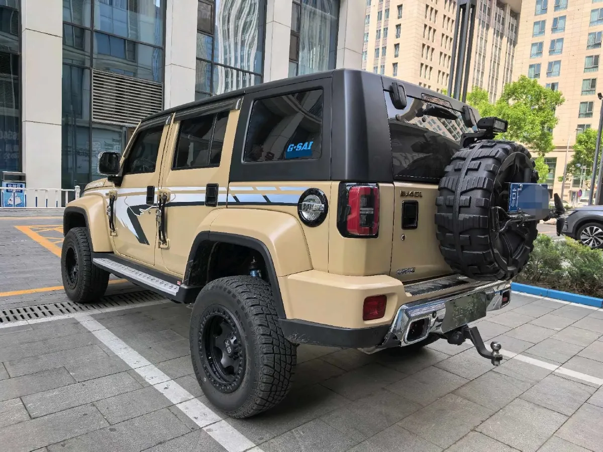 2021 Beijing BJ40 2.0T 224HP L4 8AT,autocango,china used car exporter,china ev exporter,chinese used car exporter,chinese used ev exporter