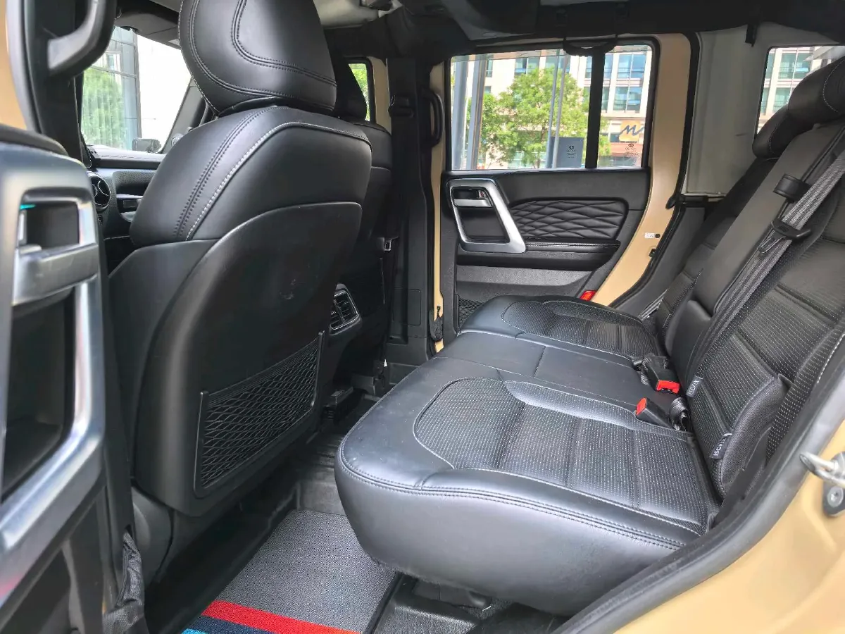 2021 Beijing BJ40 2.0T 224HP L4 8AT,autocango,china used car exporter,china ev exporter,chinese used car exporter,chinese used ev exporter