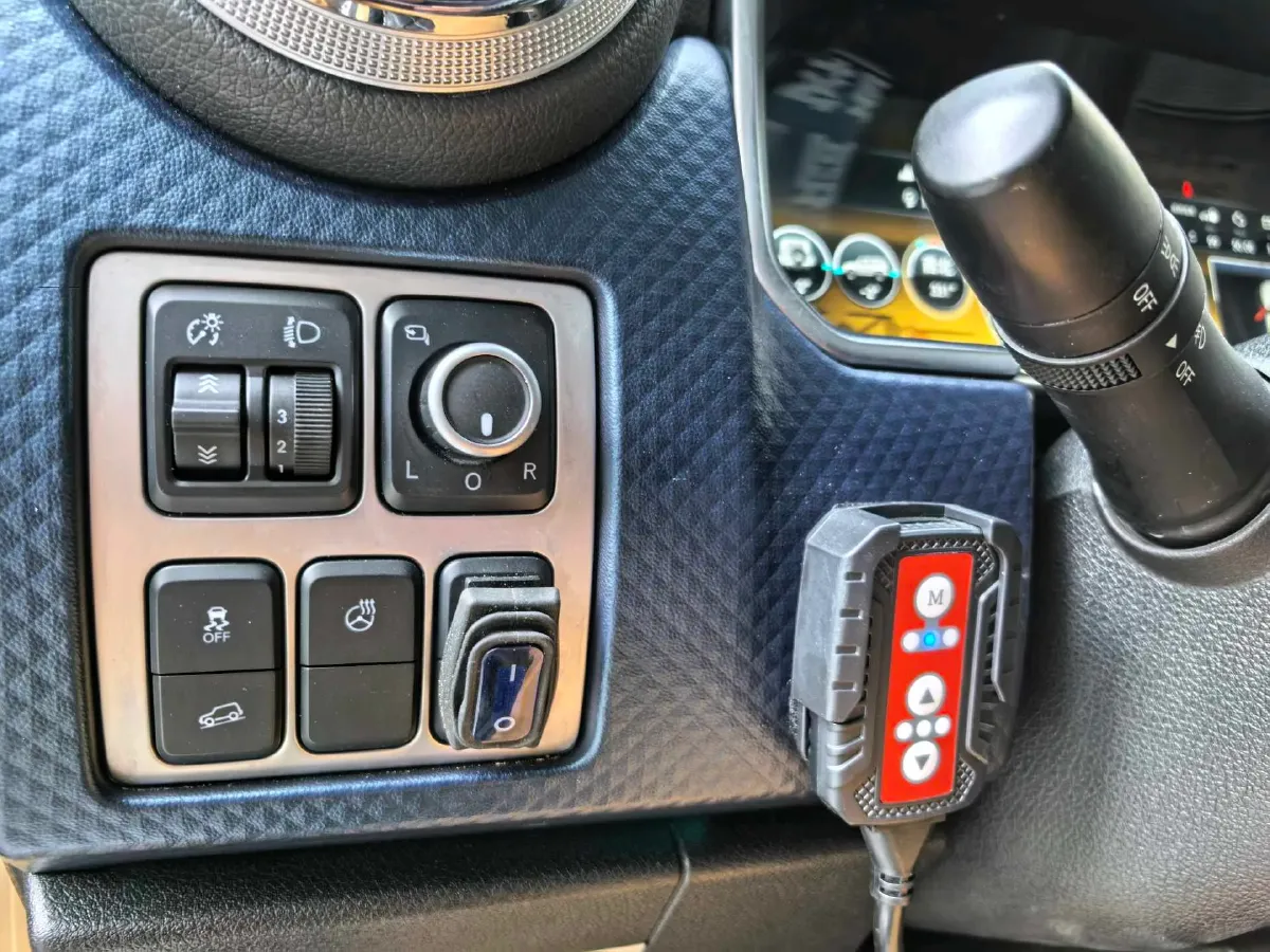 2021 Beijing BJ40 2.0T 224HP L4 8AT,autocango,china used car exporter,china ev exporter,chinese used car exporter,chinese used ev exporter