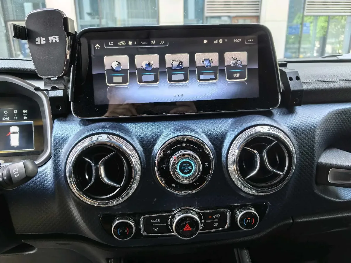 2021 Beijing BJ40 2.0T 224HP L4 8AT,autocango,china used car exporter,china ev exporter,chinese used car exporter,chinese used ev exporter