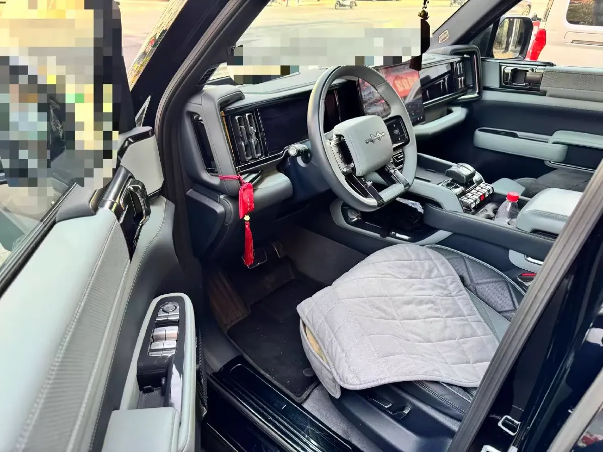 2023 FangChengBao Bao 5 1.5T 194HP L4 E-CVT PHEV 31.8KWH,autocango,china used car exporter,china ev exporter,chinese used car exporter,chinese used ev exporter