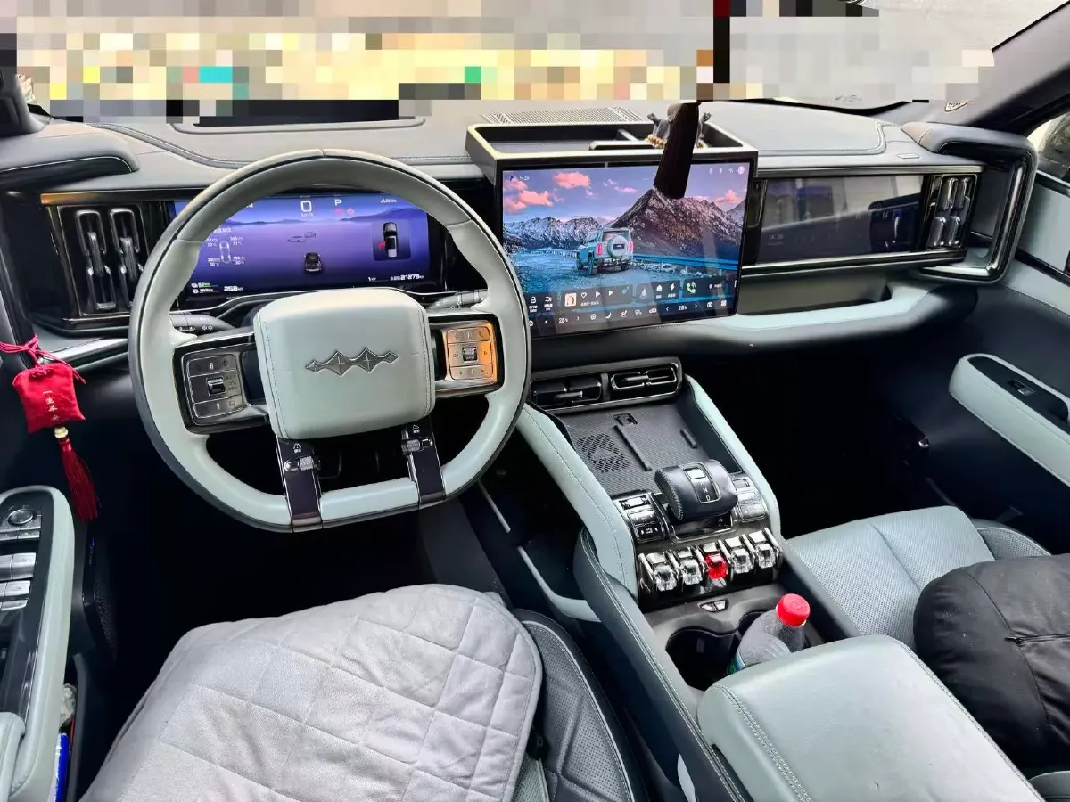 2023 FangChengBao Bao 5 1.5T 194HP L4 E-CVT PHEV 31.8KWH,autocango,china used car exporter,china ev exporter,chinese used car exporter,chinese used ev exporter