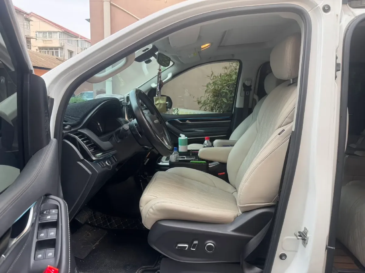 2021 MAXUS G20 2.0T 224HP L4 8AT,autocango,china used car exporter,china ev exporter,chinese used car exporter,chinese used ev exporter