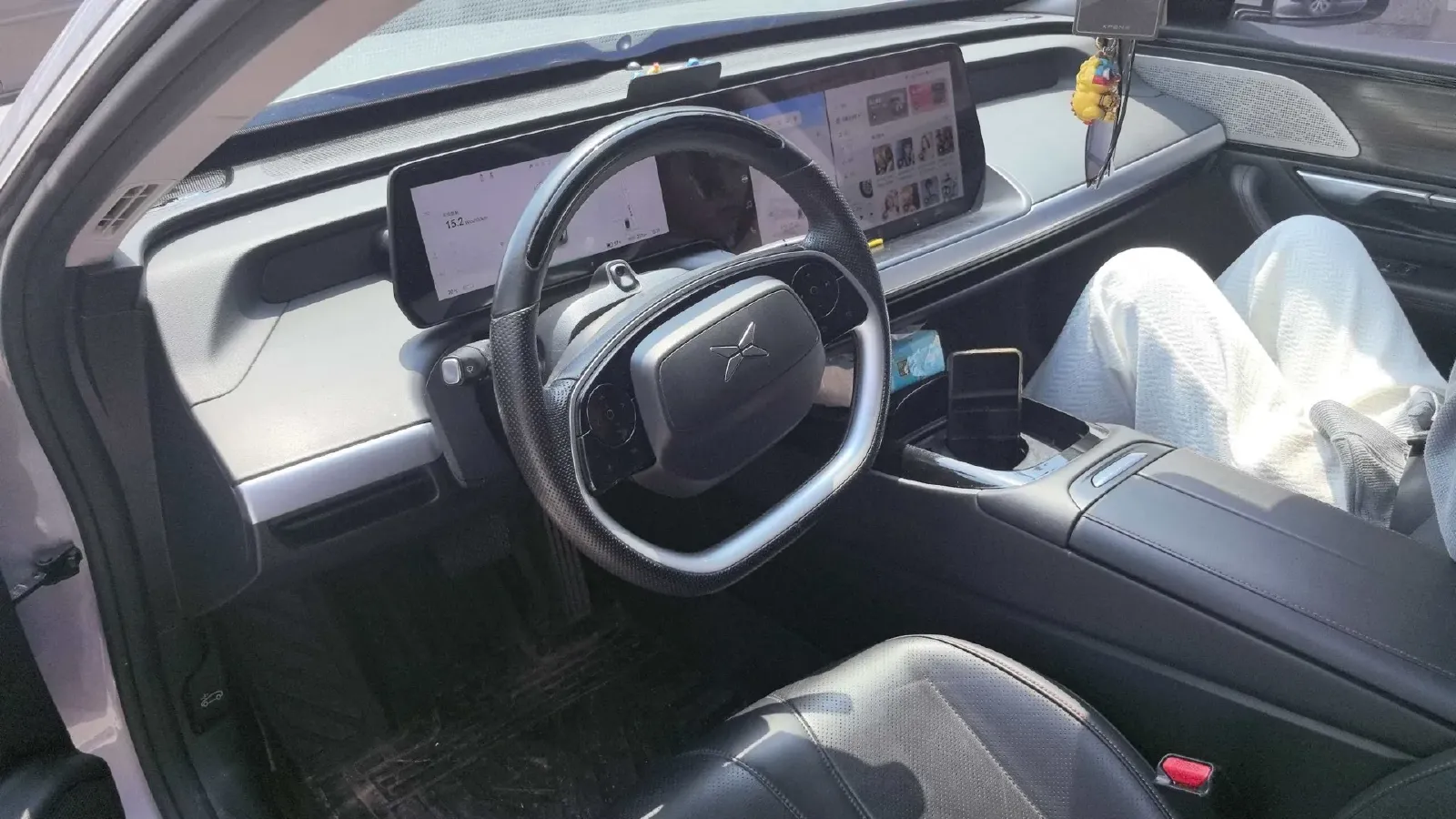 2022 Xpeng P7 BEV 60.2KWH,autocango,china used car exporter,china ev exporter,chinese used car exporter,chinese used ev exporter