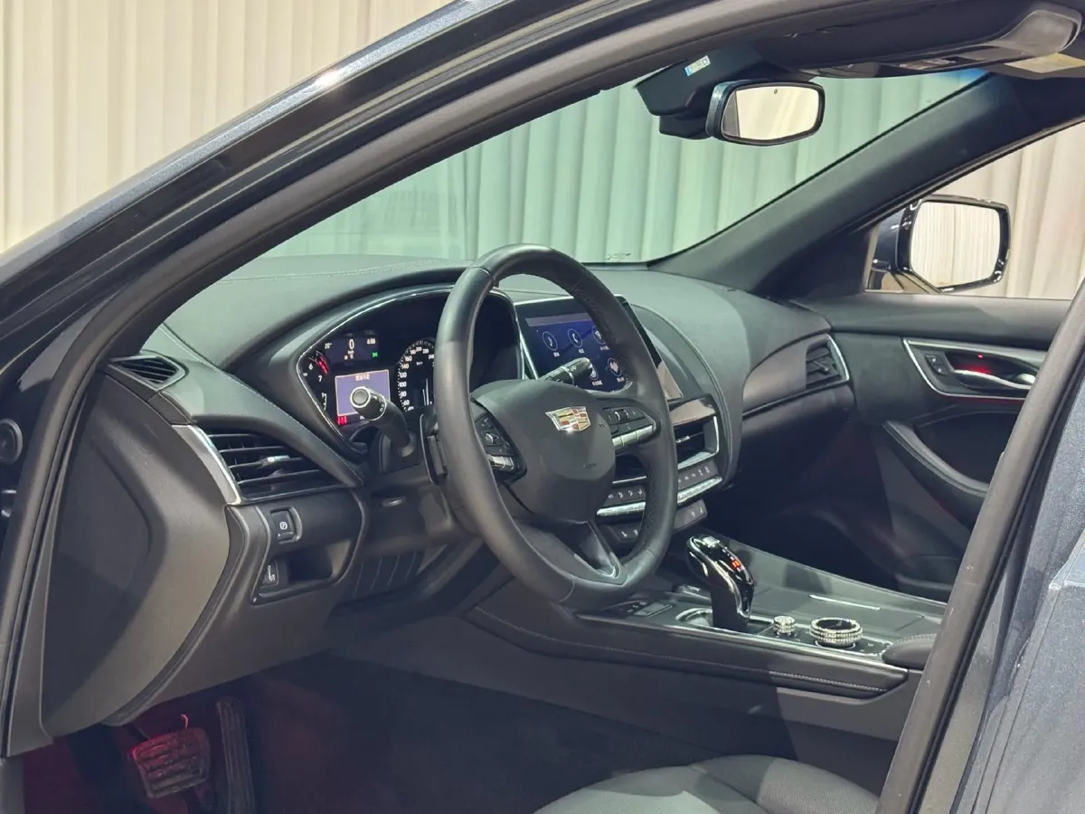 2022 Cadillac CT5 2.0T 237HP L4 10AT,autocango,china used car exporter,china ev exporter,chinese used car exporter,chinese used ev exporter