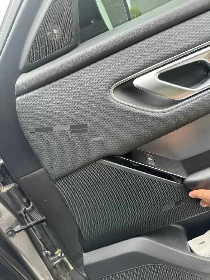 2019 Land Rover Range Rover Velar 2.0T 250HP L4 8AT,autocango,china used car exporter,china ev exporter,chinese used car exporter,chinese used ev exporter