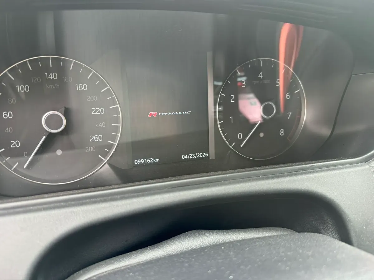 2019 Land Rover Range Rover Velar 2.0T 250HP L4 8AT,autocango,china used car exporter,china ev exporter,chinese used car exporter,chinese used ev exporter