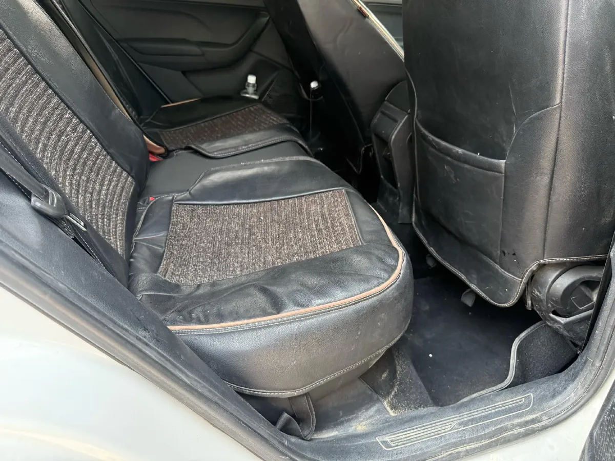 2020 Skoda Kamiq 1.5L 112HP L4 5MT,autocango,china used car exporter,china ev exporter,chinese used car exporter,chinese used ev exporter