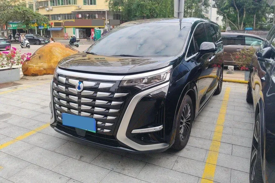 2023 Denza D9 1.5T 139HP L4 E-CVT PHEV 20.39KWH,autocango,china used car exporter,china ev exporter,chinese used car exporter,chinese used ev exporter