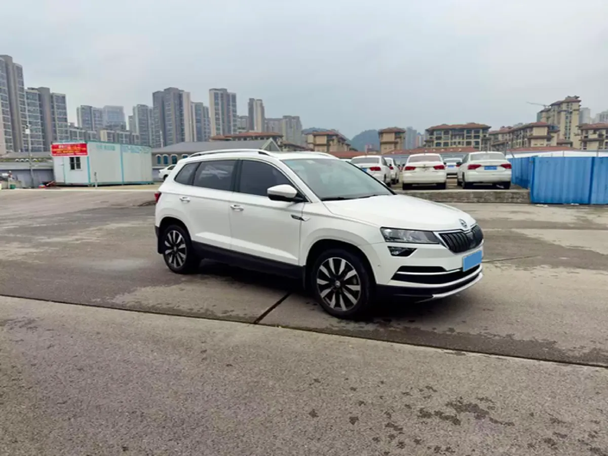 2020 Skoda Karoq 1.4T 150HP L4 7DCT,autocango,china used car exporter,china ev exporter,chinese used car exporter,chinese used ev exporter