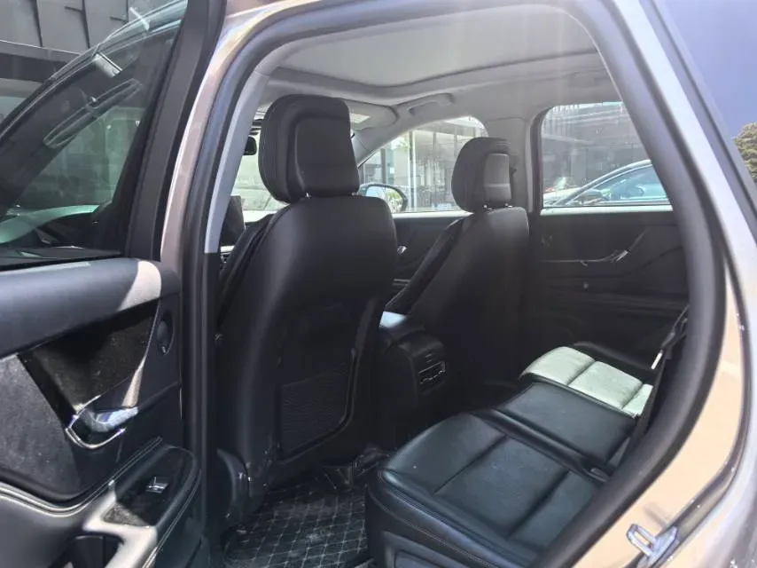 2022 Lincoln Corsair 2.0T 245HP L4 8AT,autocango,china used car exporter,china ev exporter,chinese used car exporter,chinese used ev exporter