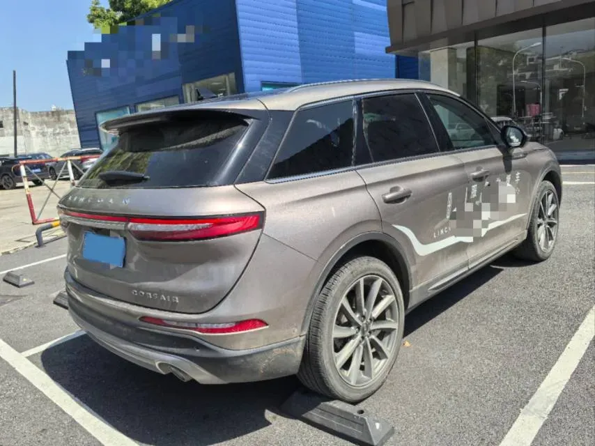 2022 Lincoln Corsair 2.0T 245HP L4 8AT,autocango,china used car exporter,china ev exporter,chinese used car exporter,chinese used ev exporter