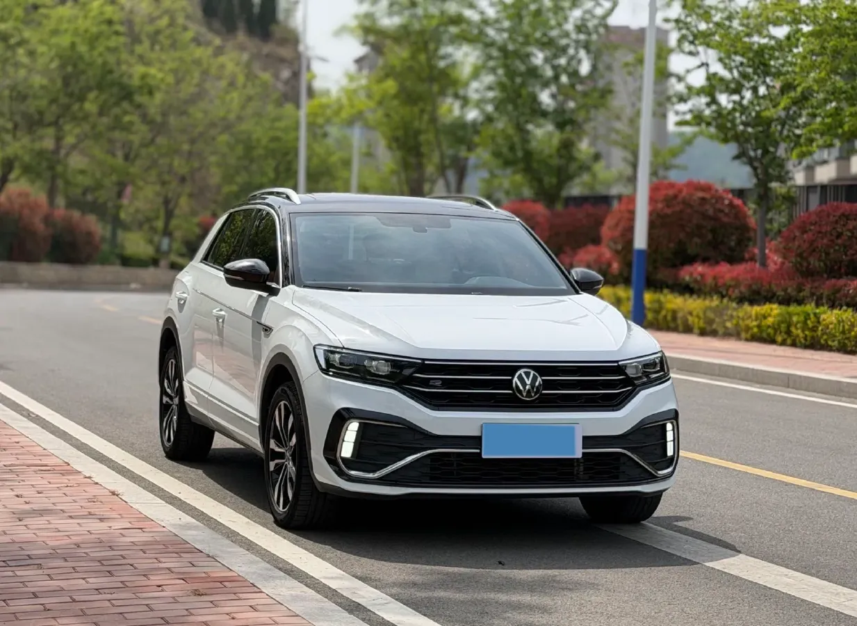 2022 Volkswagen T-Roc 1.4T 150HP L4 7DCT,autocango,china used car exporter,china ev exporter,chinese used car exporter,chinese used ev exporter