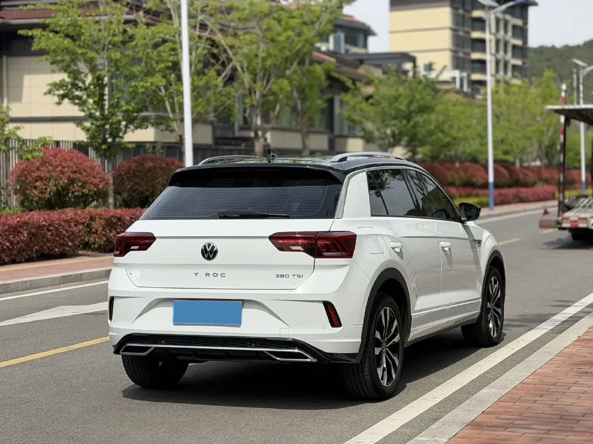 2022 Volkswagen T-Roc 1.4T 150HP L4 7DCT,autocango,china used car exporter,china ev exporter,chinese used car exporter,chinese used ev exporter