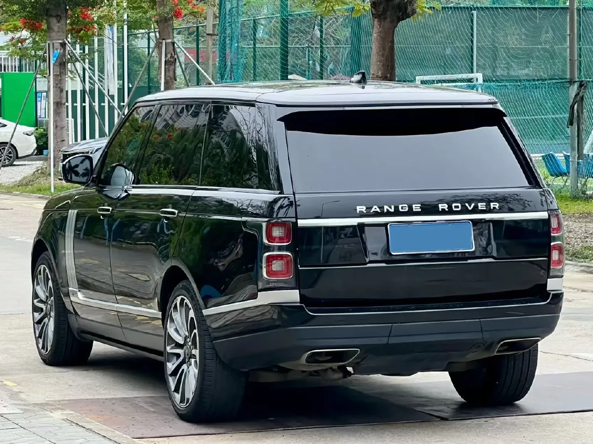 2022 Land Rover Range Rover 3.0T 400HP L6 8AT,autocango,china used car exporter,china ev exporter,chinese used car exporter,chinese used ev exporter