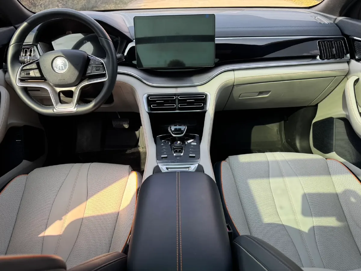 2022 Hyundai Tucson 2.0L 150HP L4 6AT Hybrid,autocango,china used car exporter,china ev exporter,chinese used car exporter,chinese used ev exporter