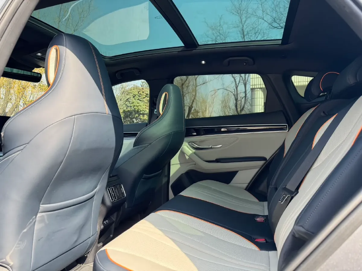 2022 Hyundai Tucson 2.0L 150HP L4 6AT Hybrid,autocango,china used car exporter,china ev exporter,chinese used car exporter,chinese used ev exporter