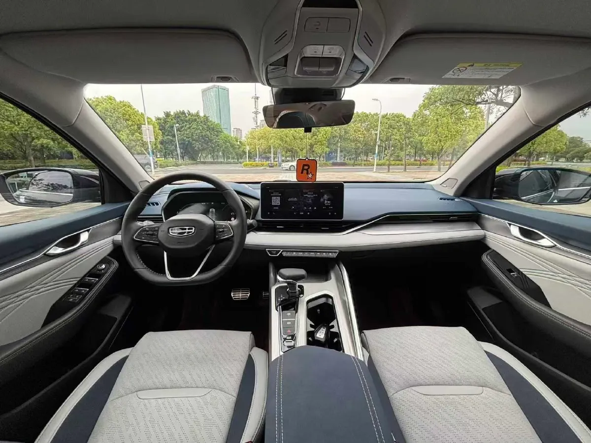 2021 Geely Preface 2.0T 190HP L4 7DCT,autocango,china used car exporter,china ev exporter,chinese used car exporter,chinese used ev exporter